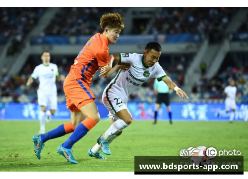 足球颜值担当:帅气球员风采盛放 足球颜值担当:帅气球员风采盛放